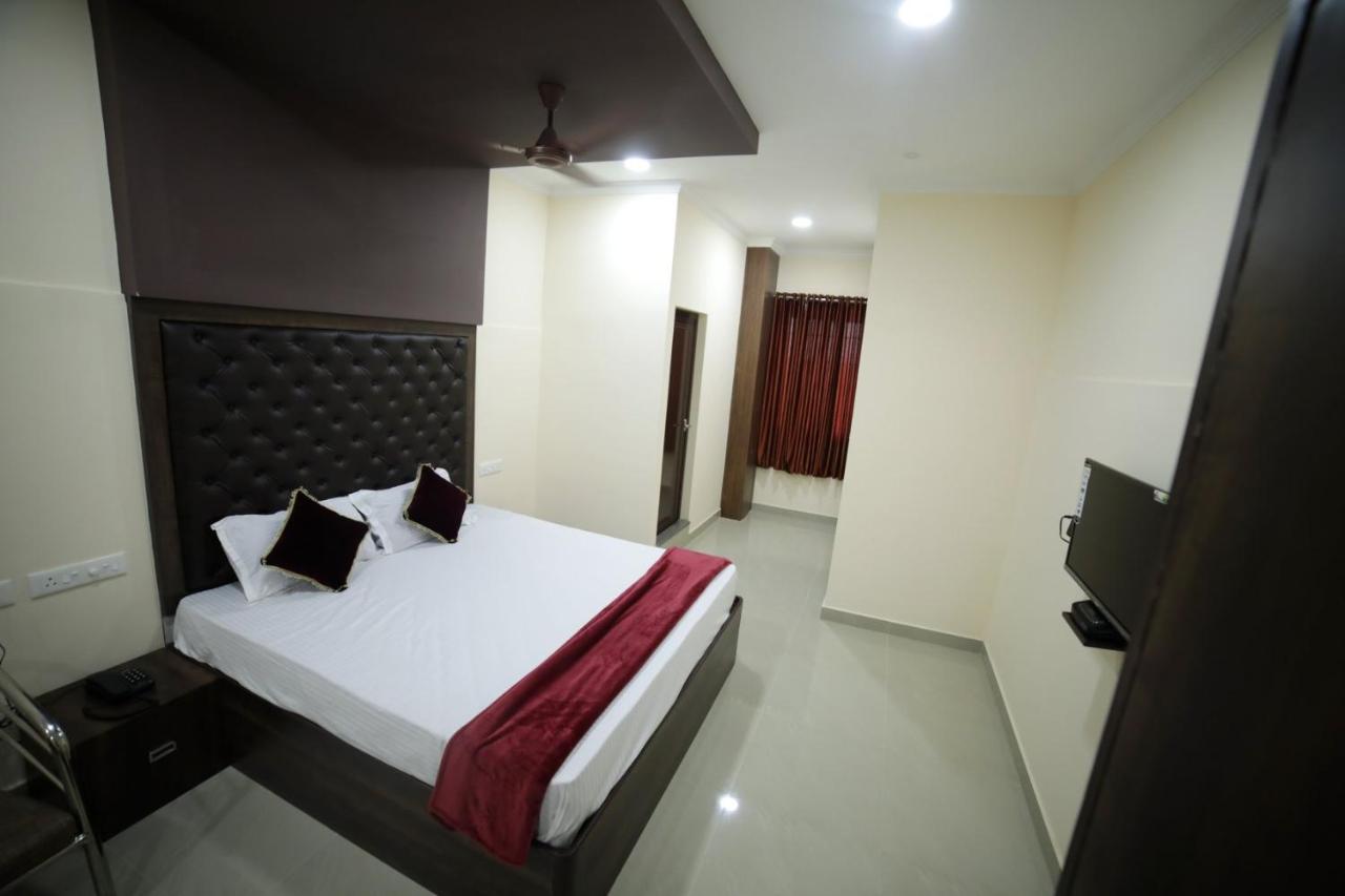 Shivalaya Residency Aparthotel Thrissur Ngoại thất bức ảnh
